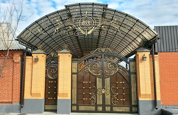 Купить или заказать ворота для дома с навесом - стильные и надежные решения для вашего участка в слободском от 41781 руб | ВоротМастер-Слб